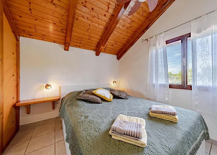 House Ivan With Heated Pool Ferienhaus Blato (Korcula)